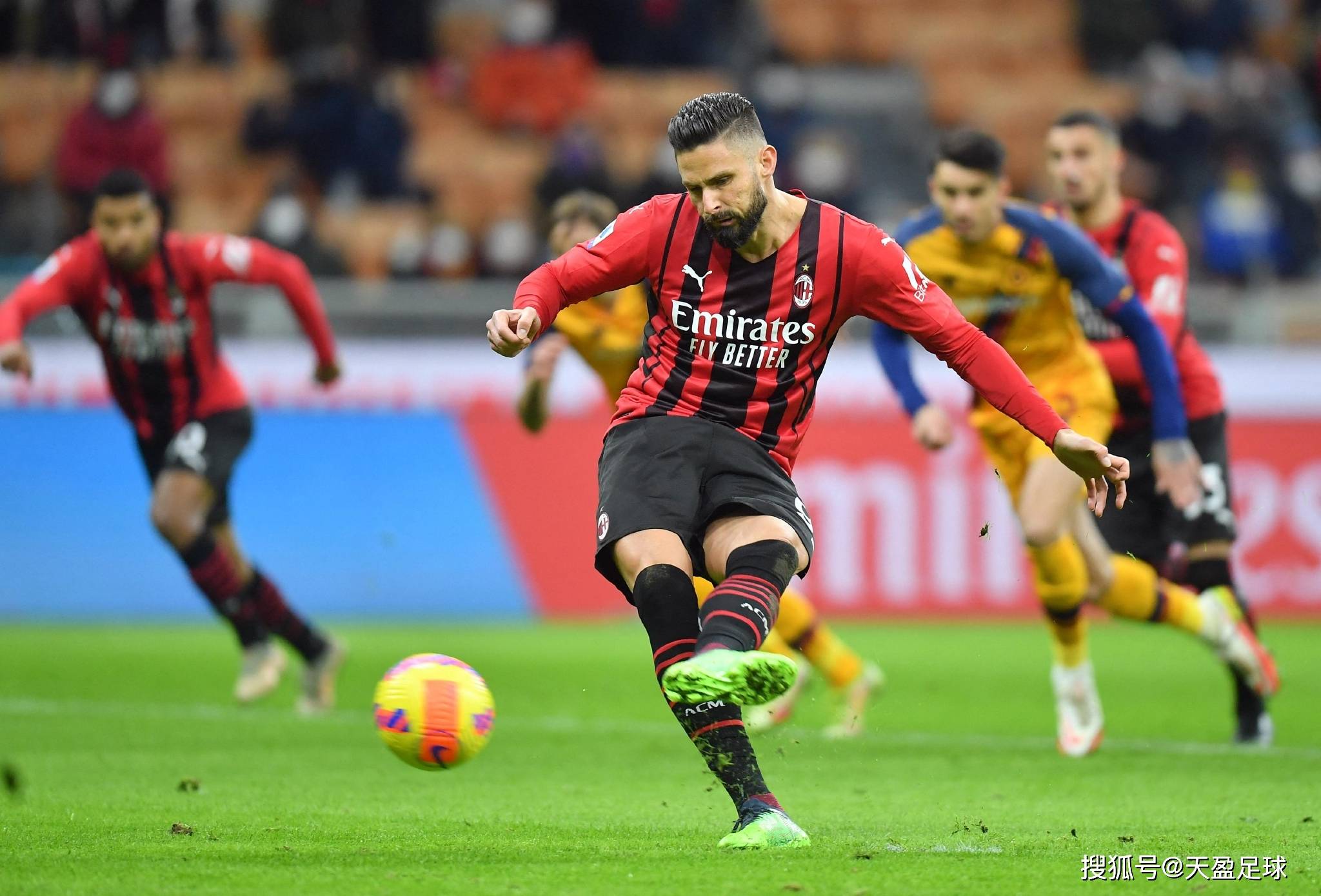 关于罗马遭遇平局,千钧一发保住意甲榜首的信息 关于罗马遭遇平局,千钧一发保住意甲榜首的信息