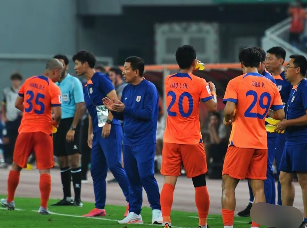 开云体育登录-特鲁瓦主教练研究赛程调整战术布置的简单介绍