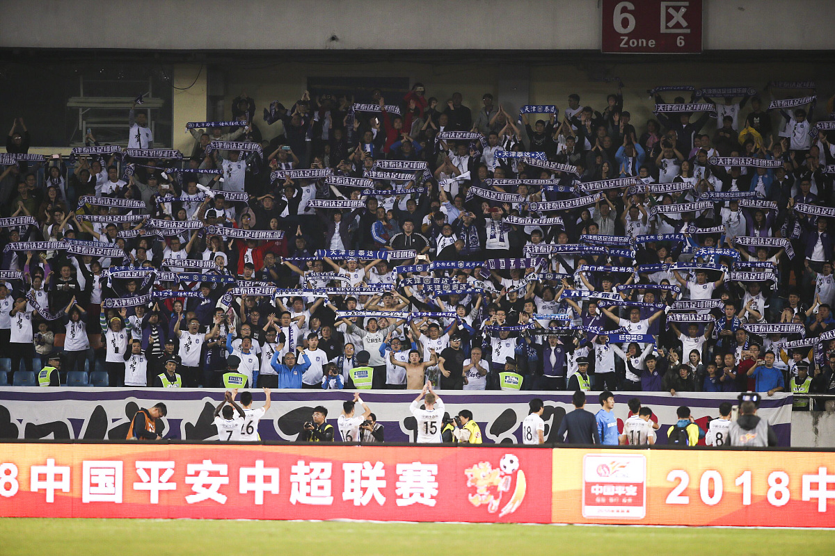 包含临近季末席卷全场，球队势不可挡的词条