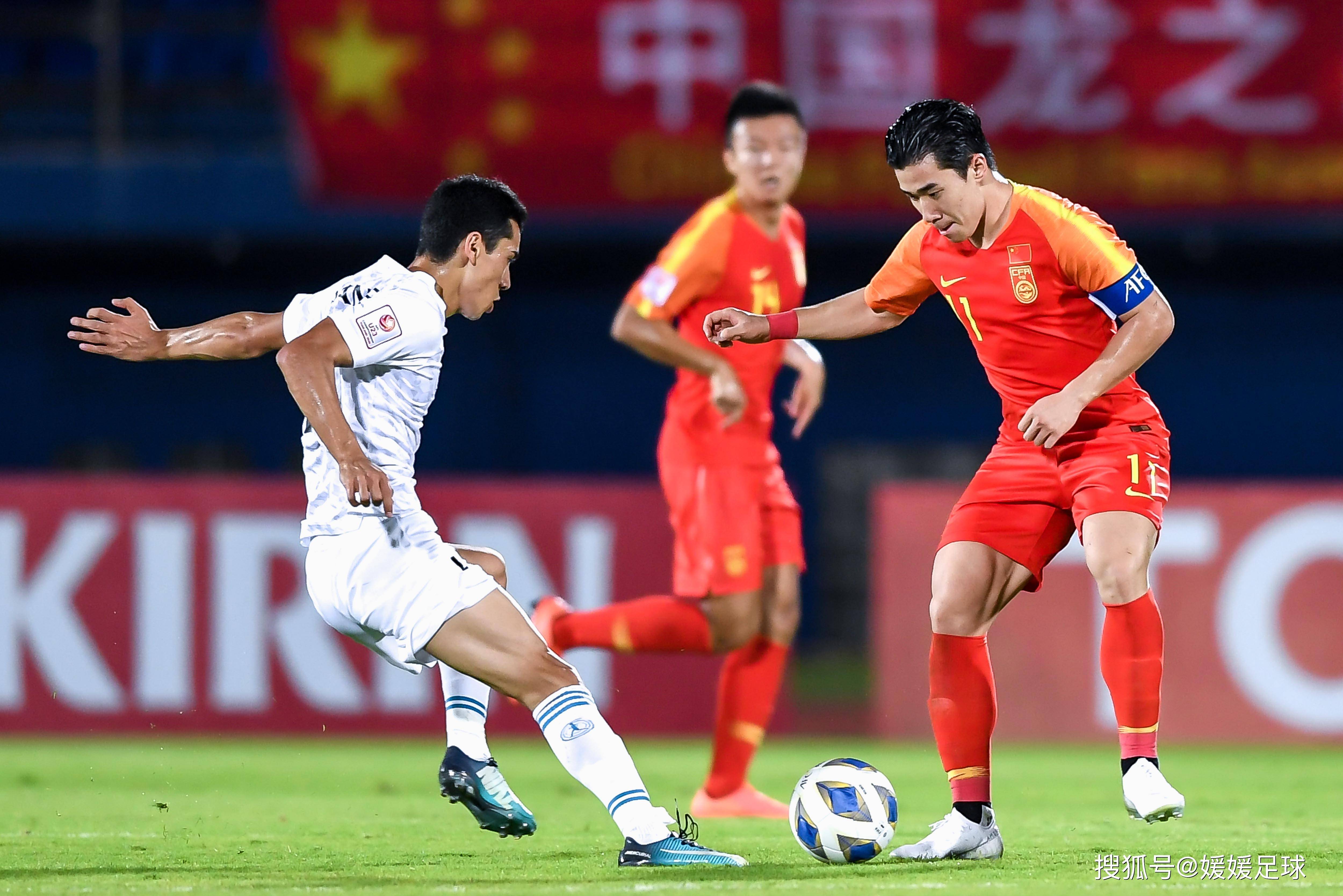 包含乌兹别克斯坦球队实力不俗，豪取连胜的词条