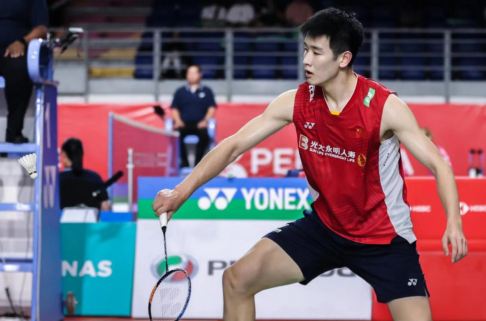 开云官网-黄队在比赛中实现胜利，领先他队