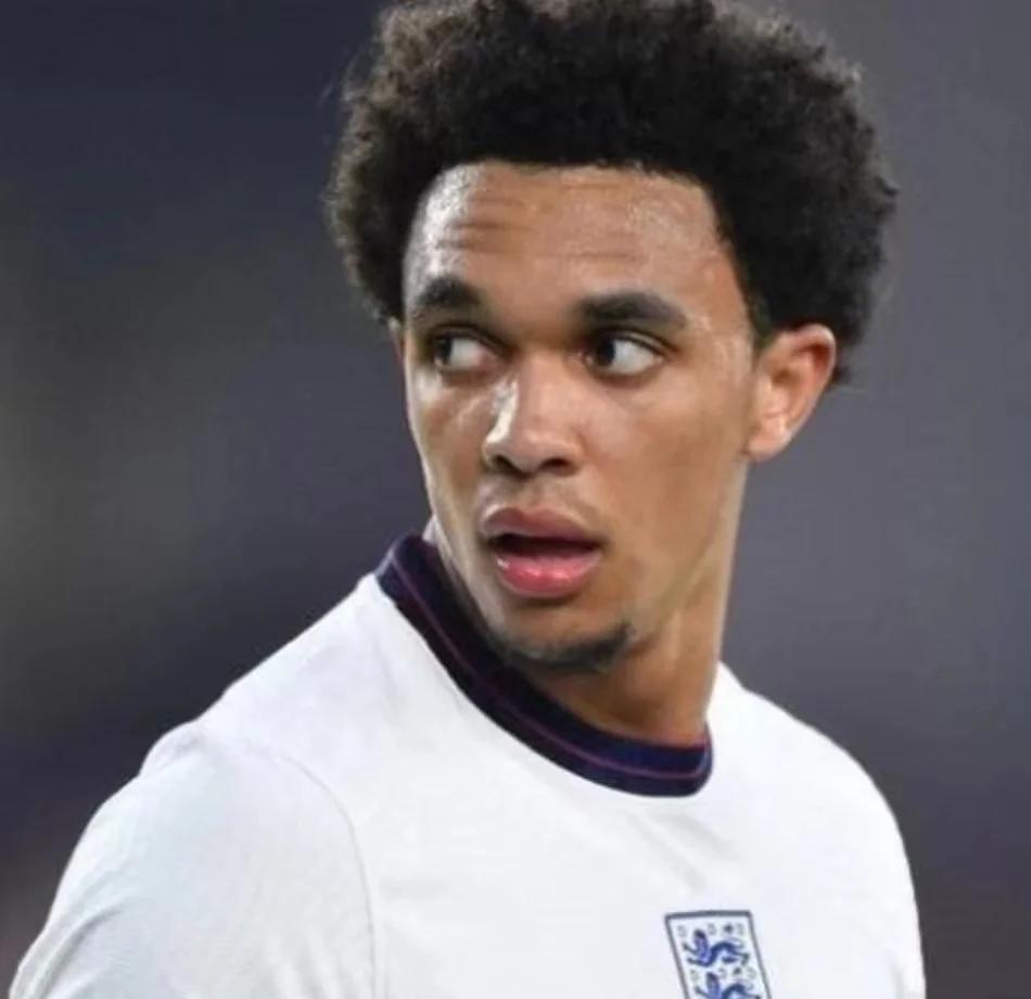 开云官网-关于英格兰队士气高涨，小组领先优势明显的信息