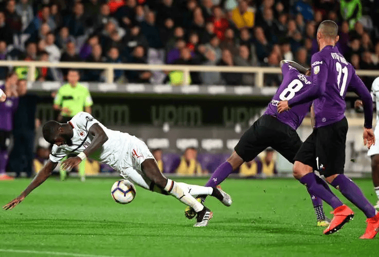 开云体育中国-尤文图斯主场5-0轻取佛罗伦萨，梅开二度领跑意甲积分榜的简单介绍