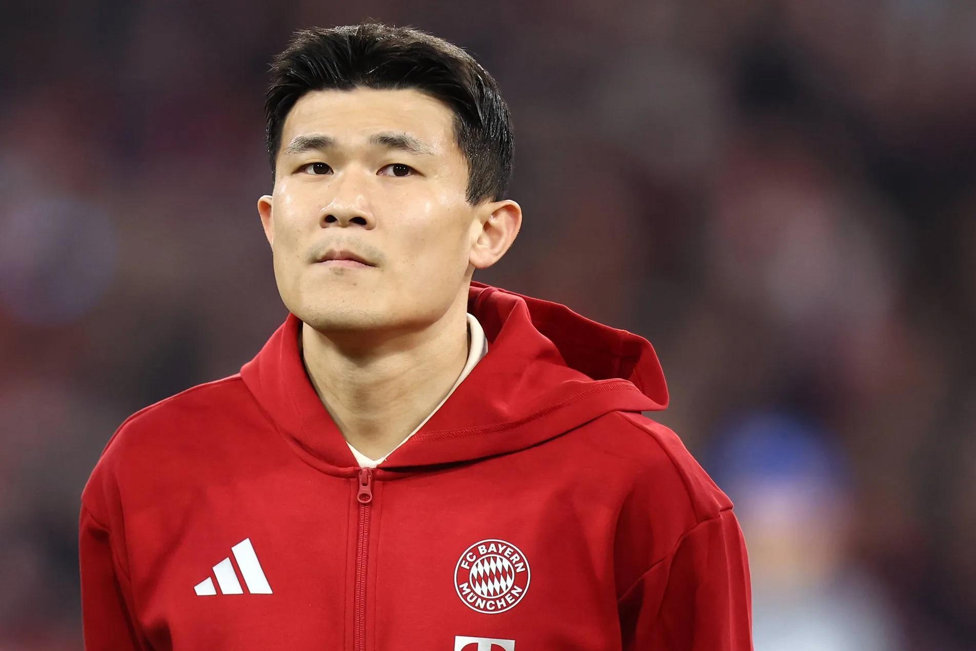 包含尤文图斯官方宣布签下巴黎圣日耳曼边锋库尔扎瓦的词条 包含尤文图斯官方宣布签下巴黎圣日耳曼边锋库尔扎瓦的词条