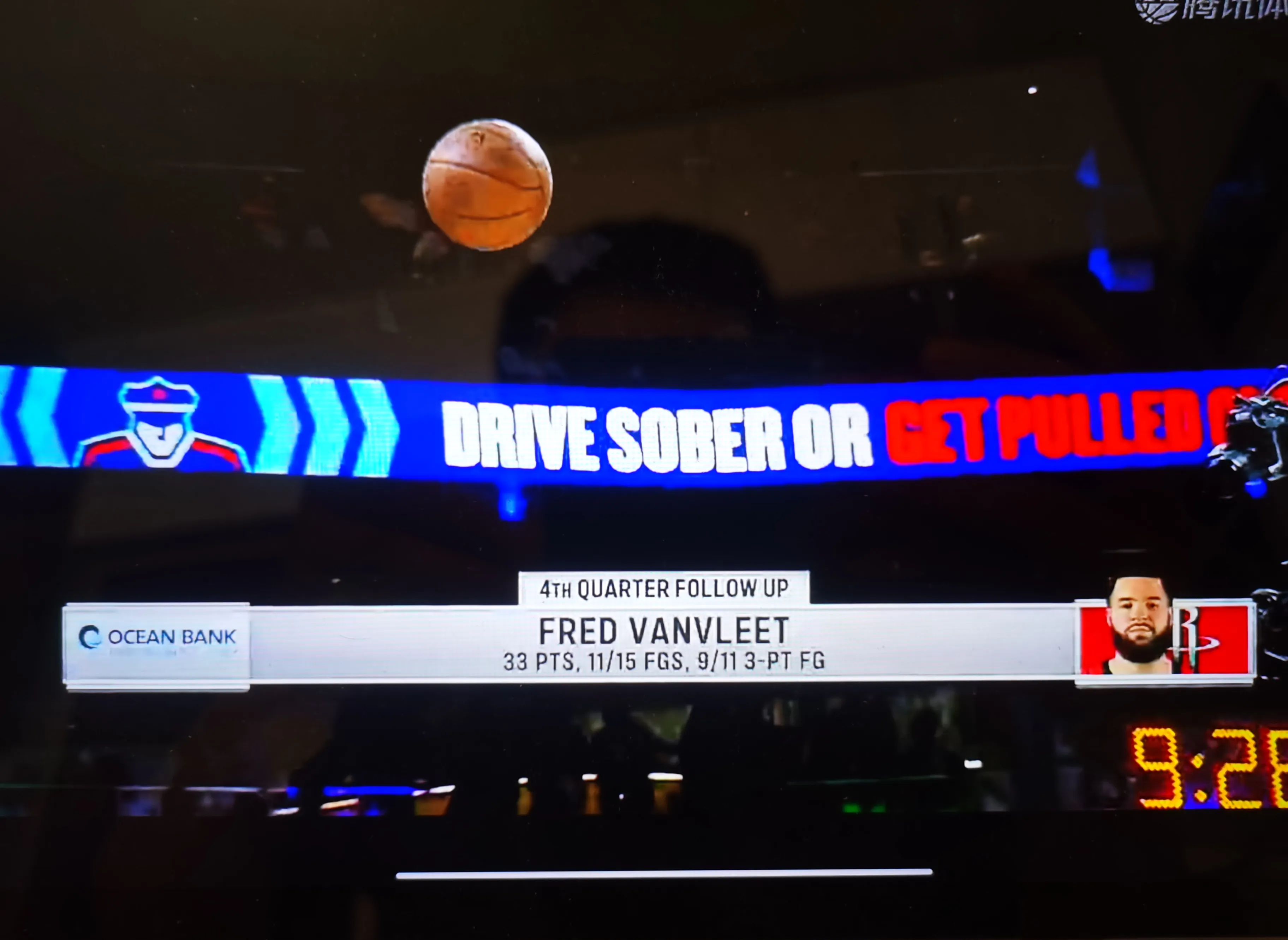 开云体育下载-勇士逆转热火，客场取得重要胜利