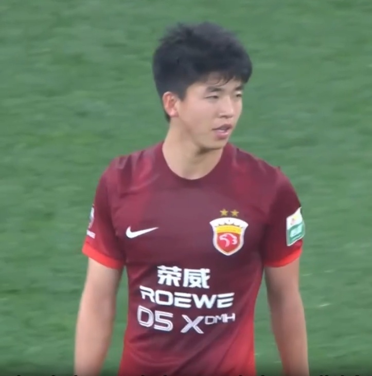 张琳芃关键进球助广州恒大夺冠军的简单介绍