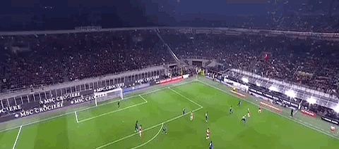 国际米兰与AC米兰战平收场