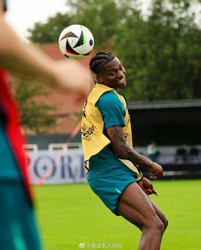 关于葡萄牙备战瑞士,全队备战全力以赴冲刺胜利的信息 关于葡萄牙备战瑞士,全队备战全力以赴冲刺胜利的信息