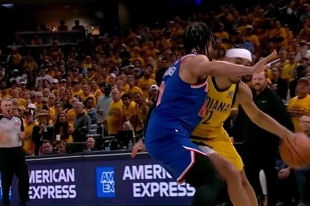 公牛逆转尼克斯,拉文取得关键球 公牛逆转尼克斯,拉文取得关键球