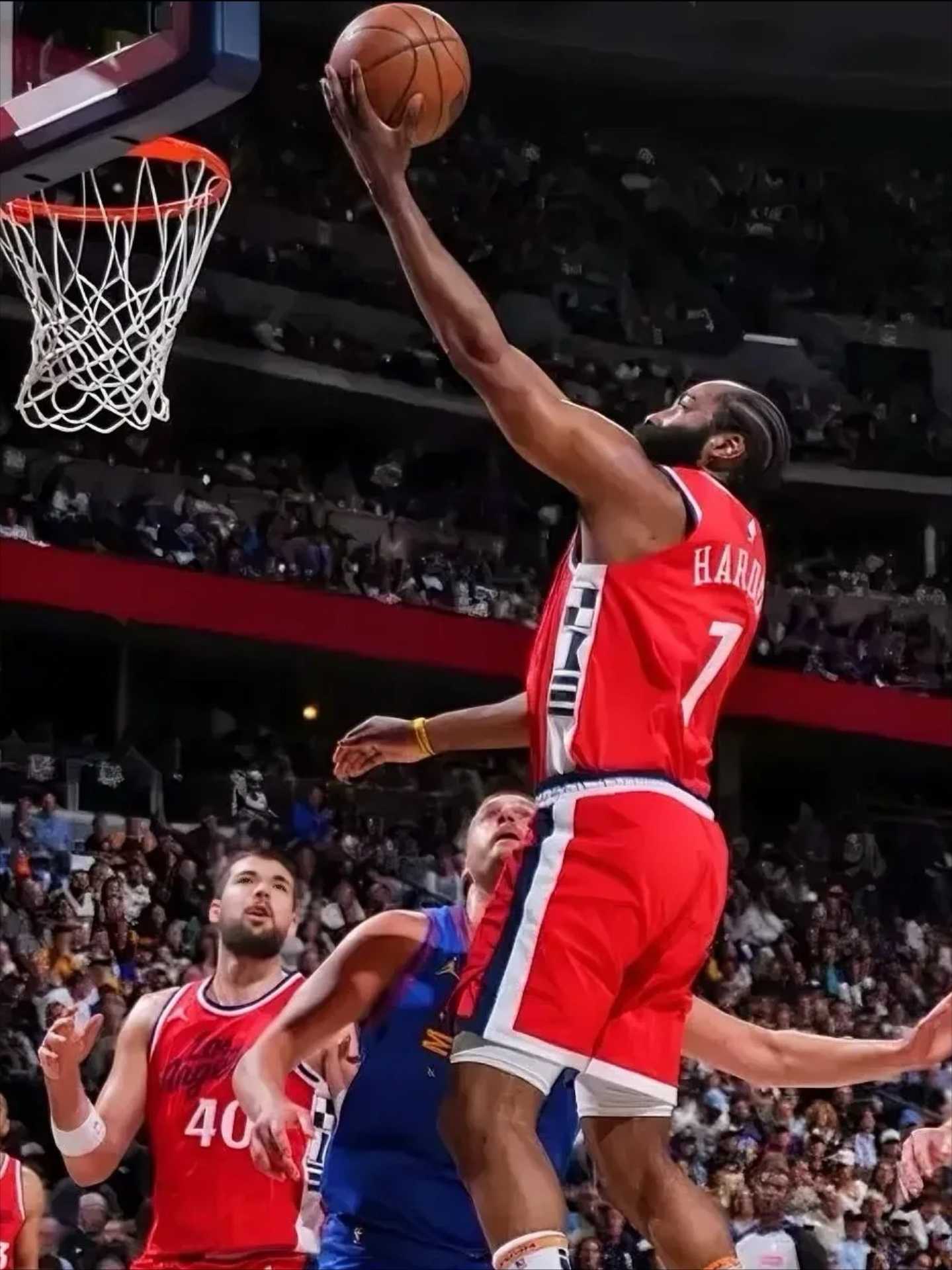 包含快船鏖战南韩男篮，哈登高光表现的词条