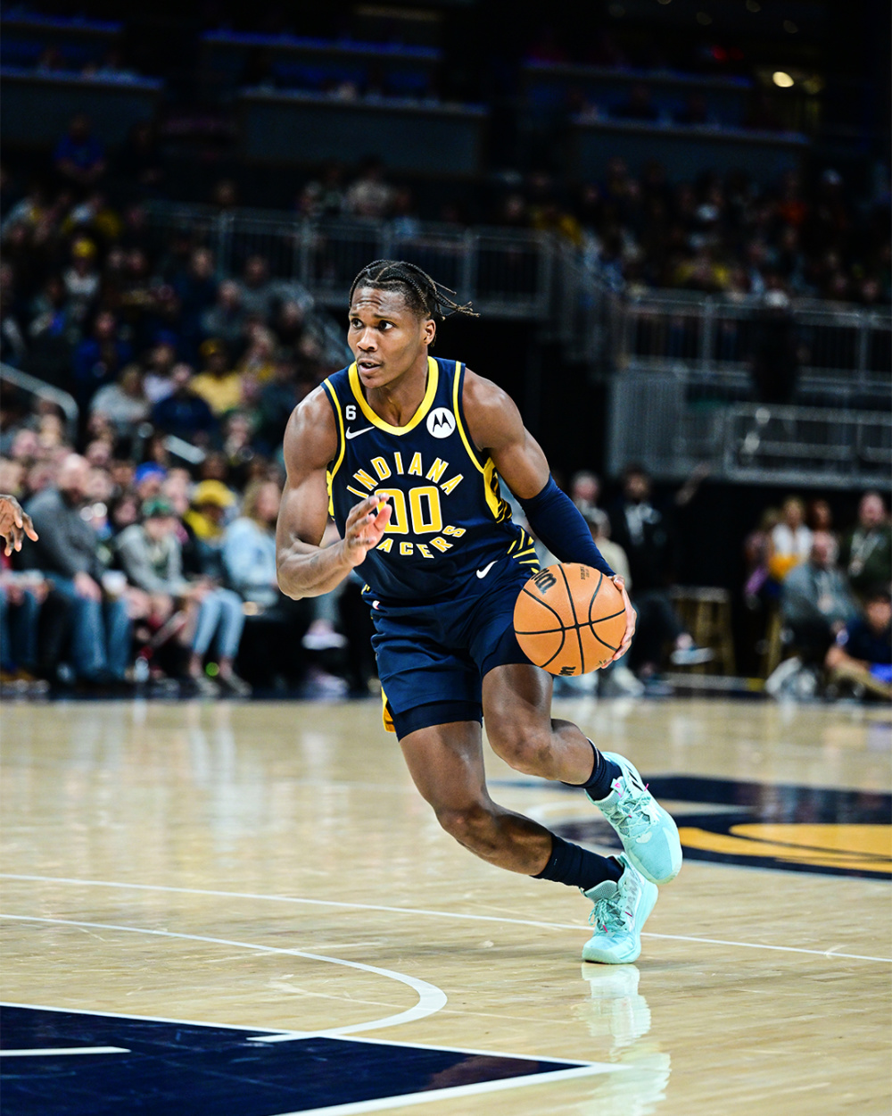 步行者大胜爵士，取得胜利