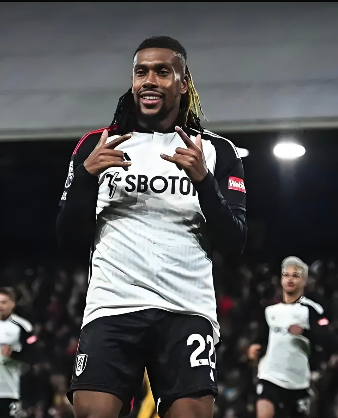 富勒姆连续不胜，降级形势严峻