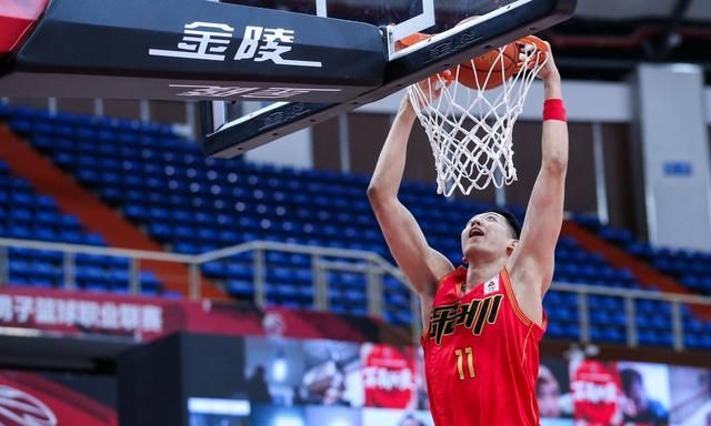 湖北队加入胜利行列开创连胜