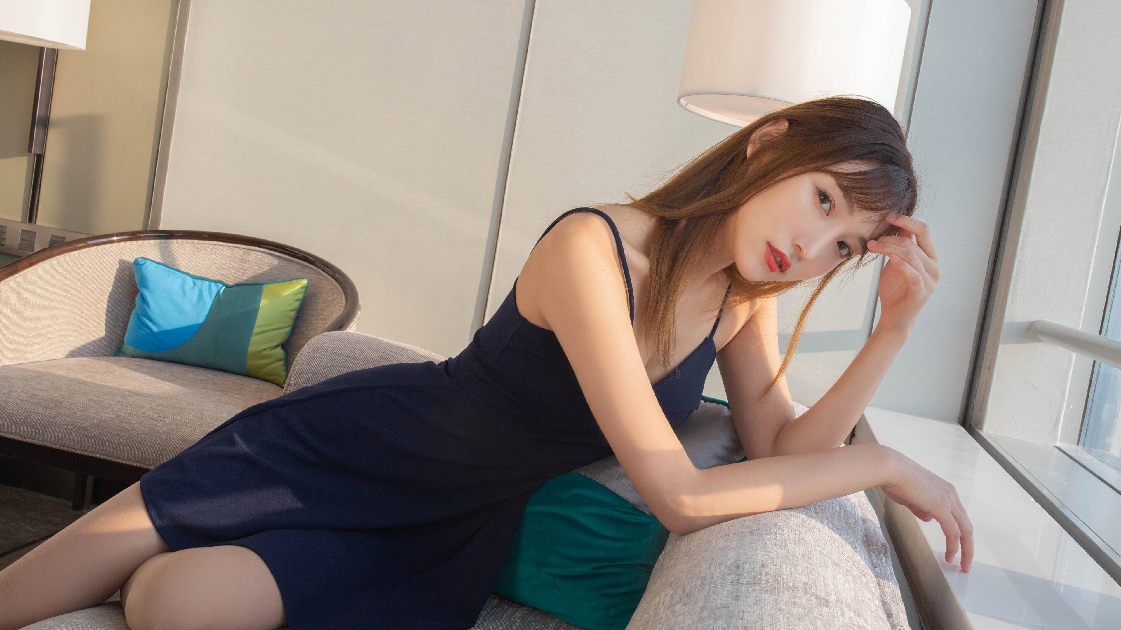 开云体育官方网站-福克斯爆发，雄鹿生死战取胜魔术，NBA赛场上的双重胜利交响