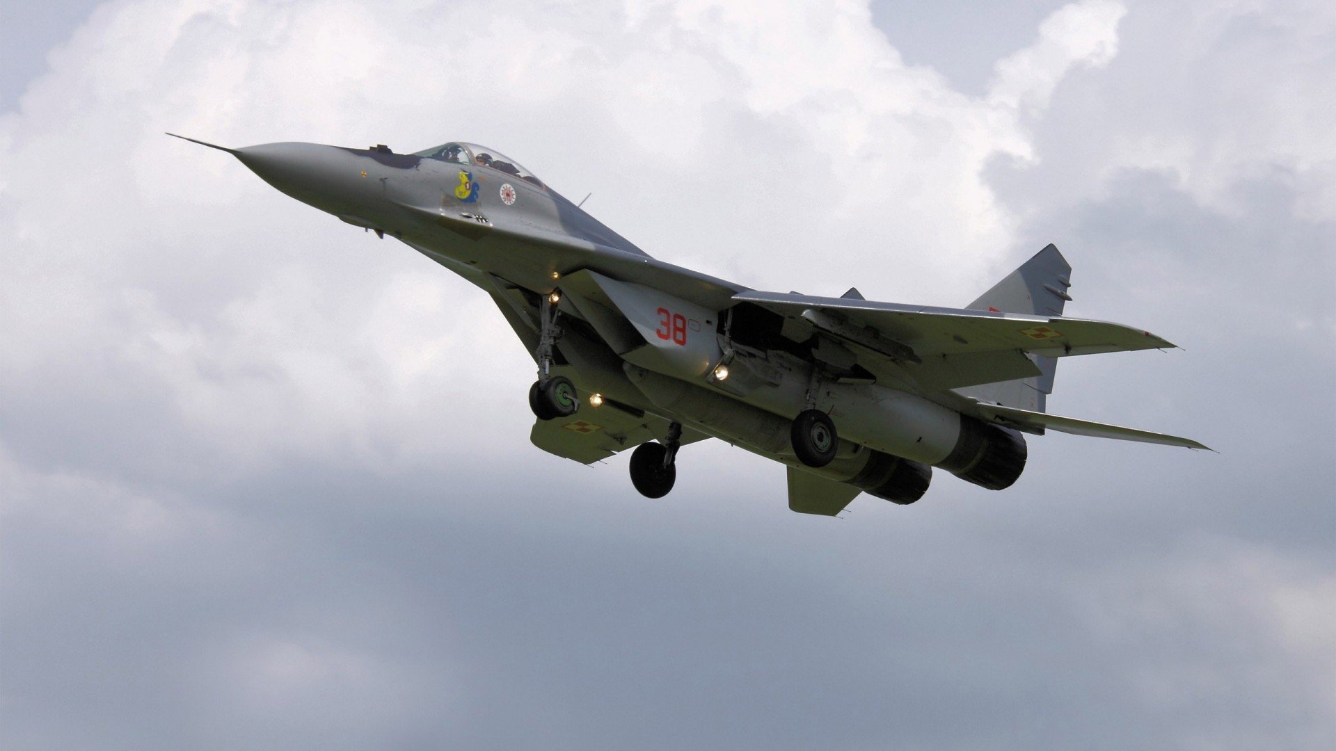 欧冠之夜教科书,金玟哉如何用防守艺术照亮淘汰赛舞台