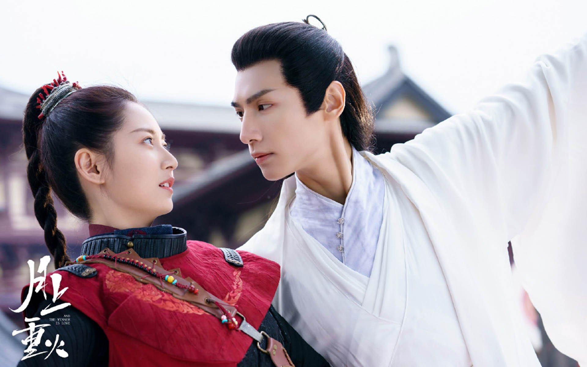 体育之夜的平行传奇,罗马踏平里昂,莱万在F1街道赛接管比赛