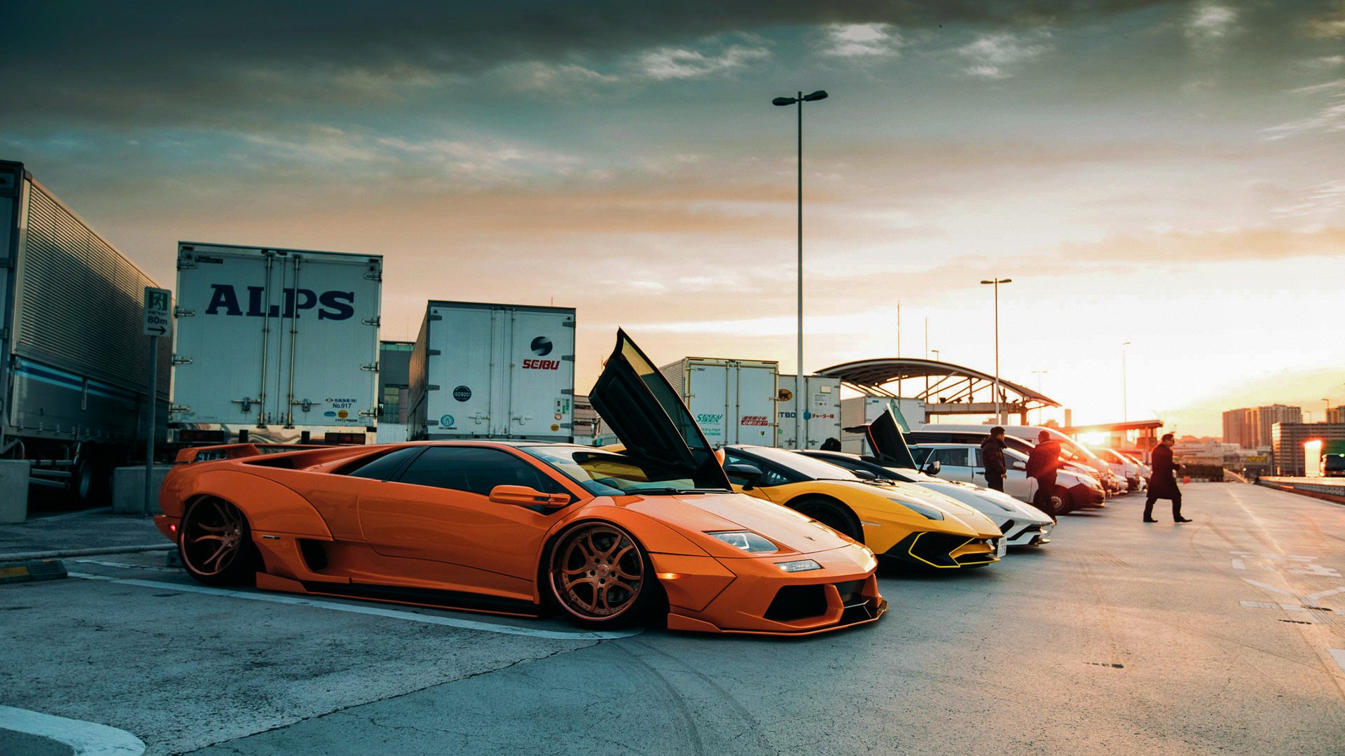 湖人体系显威，布克独舞惊艳，当铁幕与风暴眼在赛场交汇