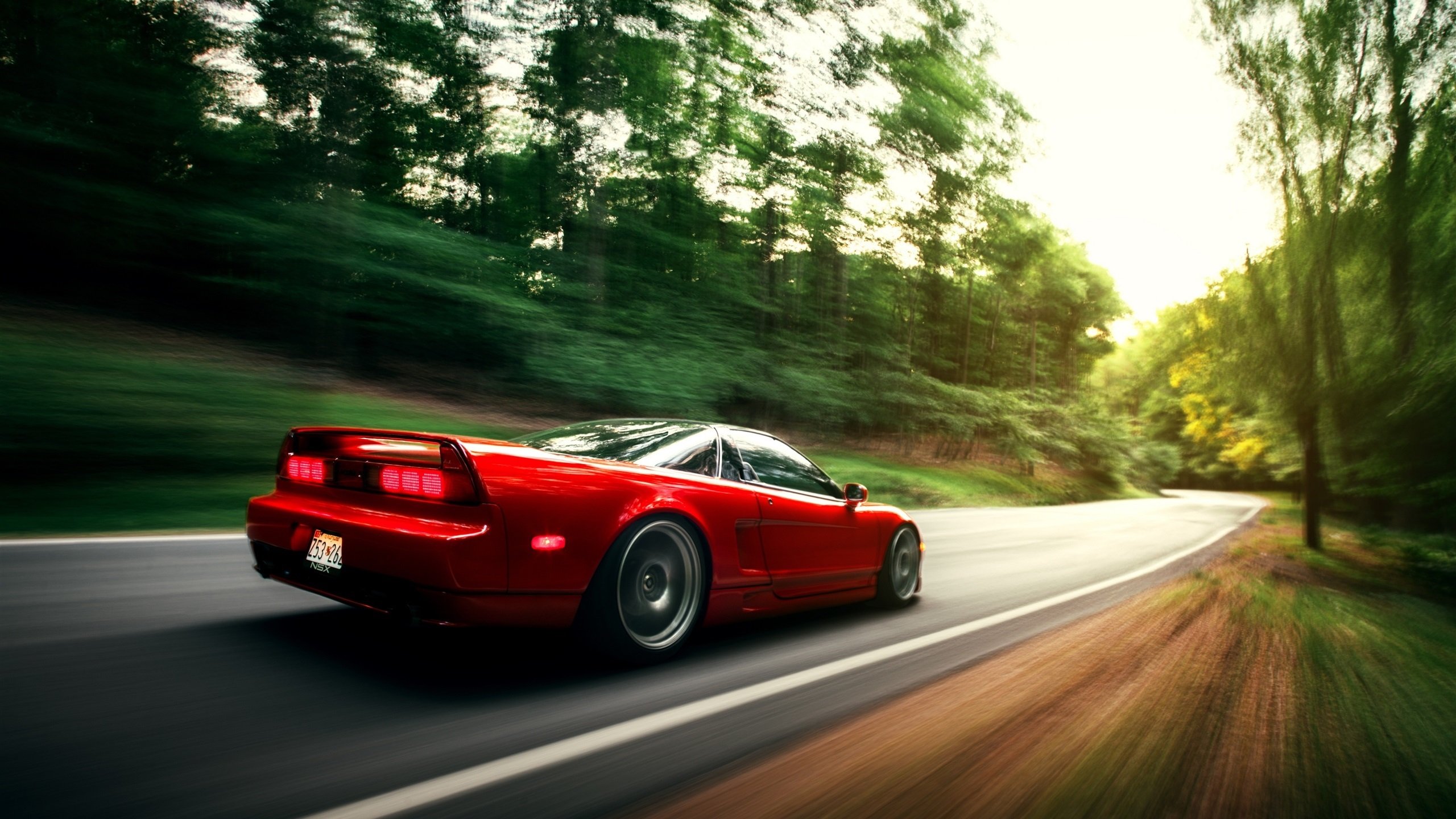 拜仁终结连败阴霾，逆境绽放的基耶萨成为关键先生