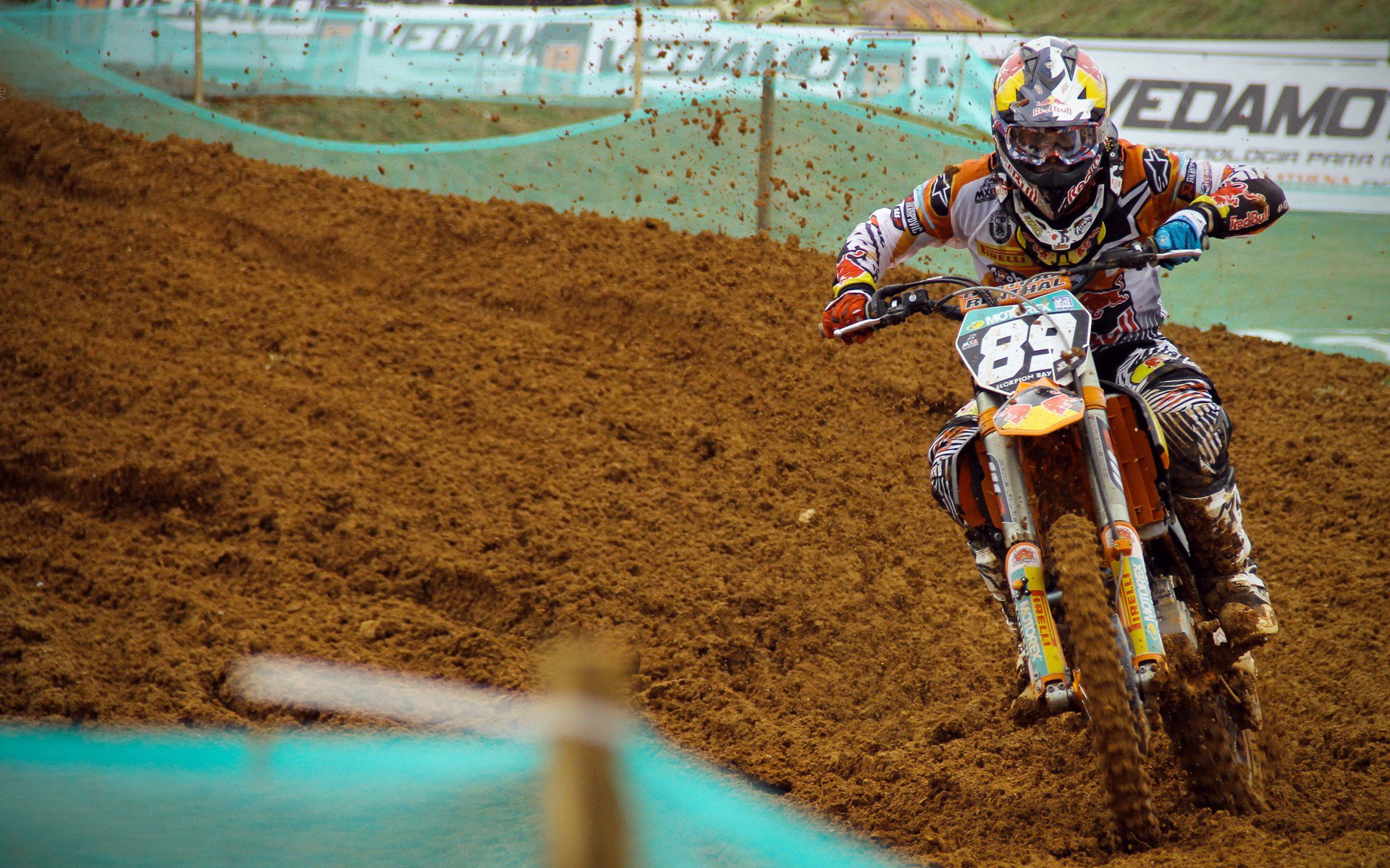 开云体育app-鹈鹕铁翼撼碎鹿角，无名之辈切特如何成为关键先生？